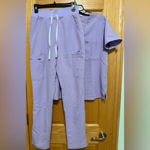 FIGS Lavender Scrub Set